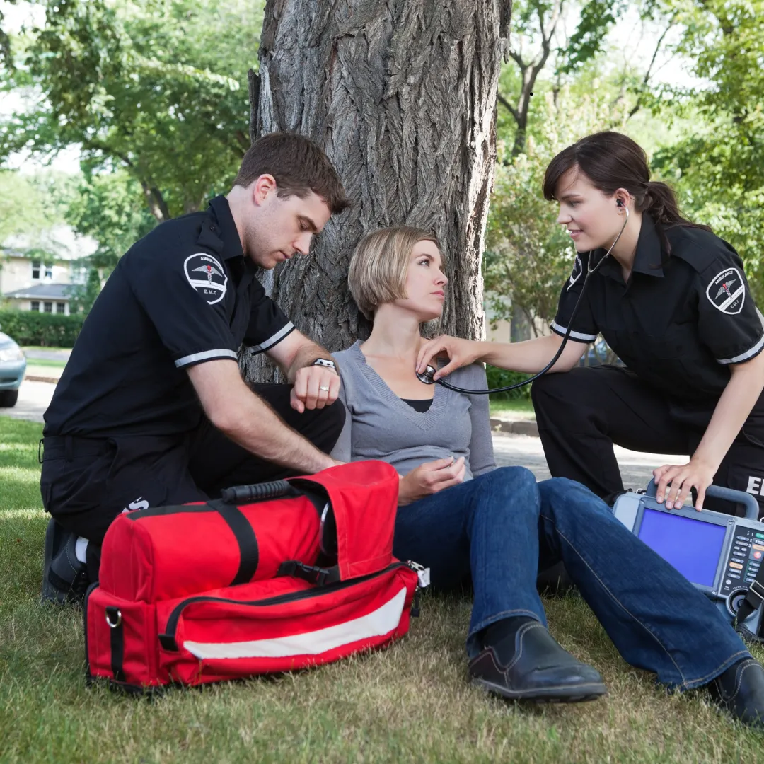 OSHAA 30-Hours Professional Diploma in Emergency Outdoor First Aid (EOFA) 1 Diploma in Emergency Outdoor First Aid (EOFA)